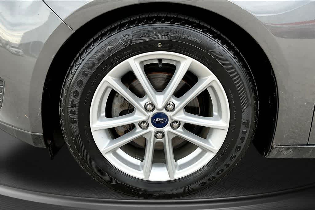 Thumbnail: 2016 Ford Focus - 7