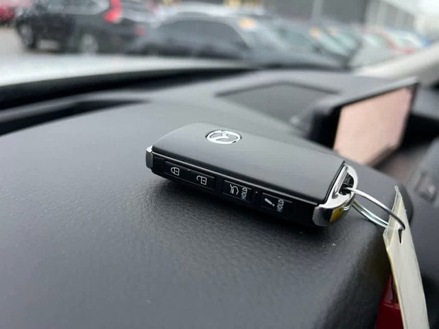 Thumbnail: 2025 Mazda CX-70 - 37