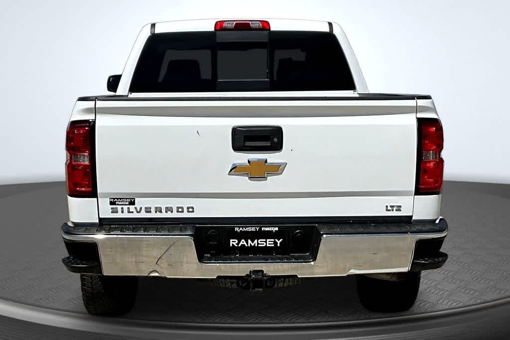Thumbnail: 2015 Chevrolet Silverado 1500 - 4