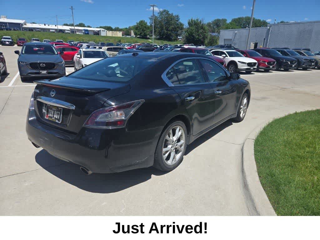 Thumbnail: 2012 Nissan Maxima - 3