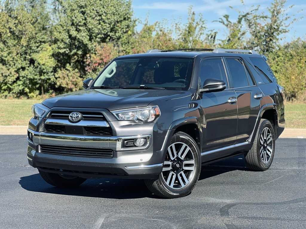 2020 Toyota 4Runner Limited's photo