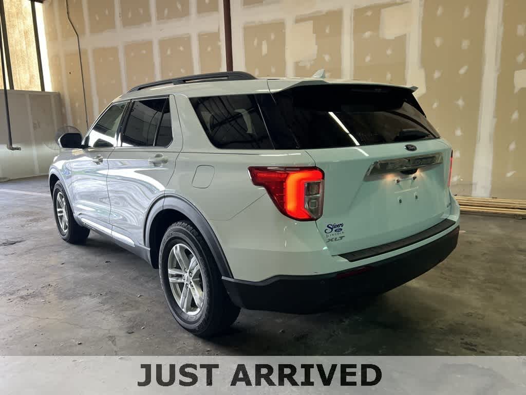 2020 Ford Explorer XLT photo 2