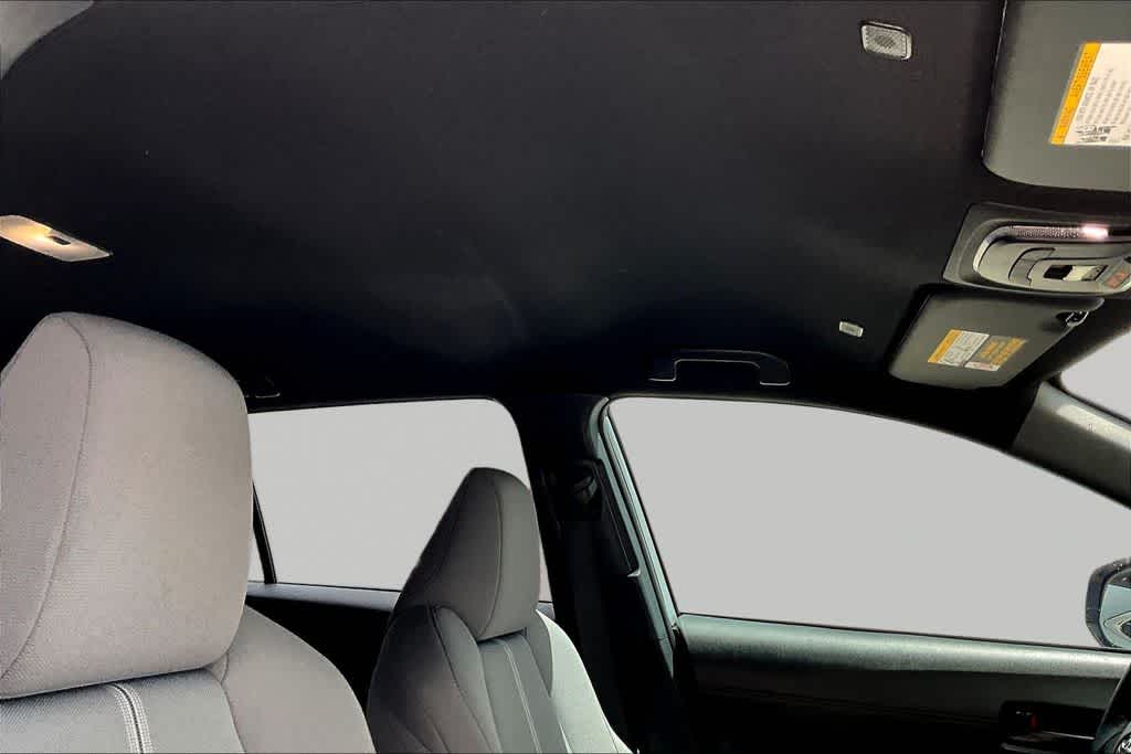 2024 Toyota Corolla Cross S - Photo 17