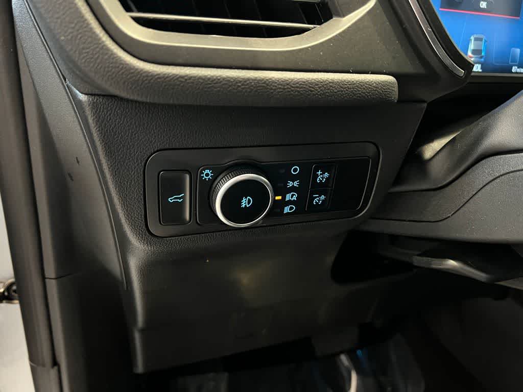 Thumbnail: 2023 Ford Escape - 13