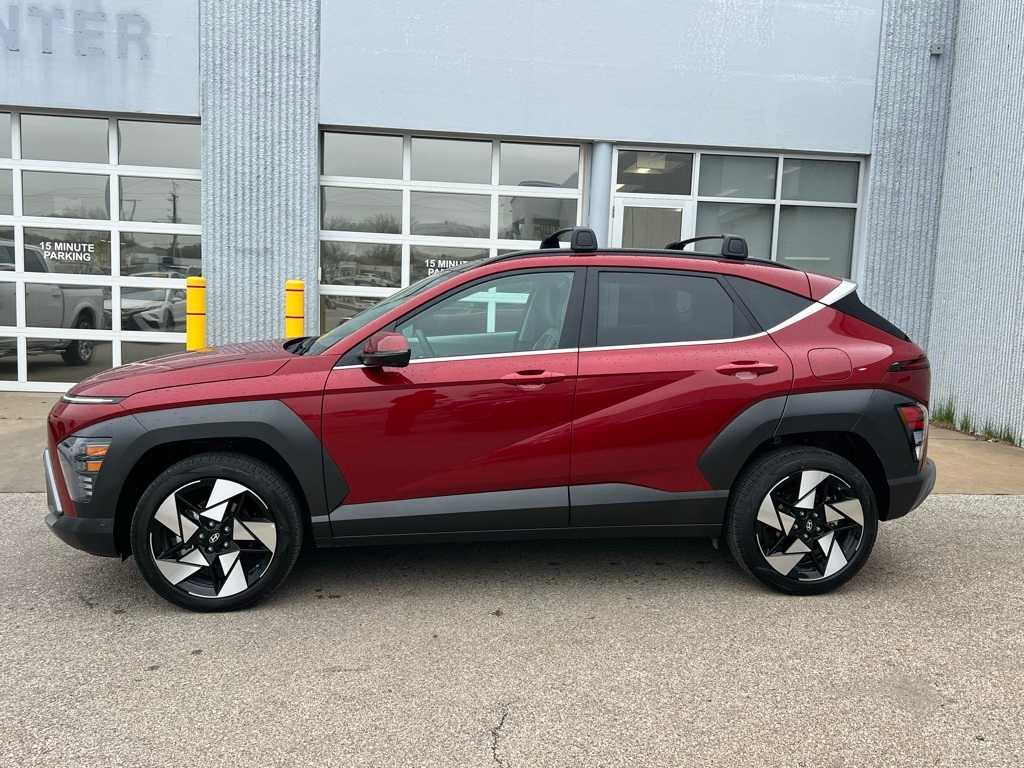 Used 2025 Hyundai Kona Limited with VIN KM8HECA31SU201878 for sale in Urbandale, IA