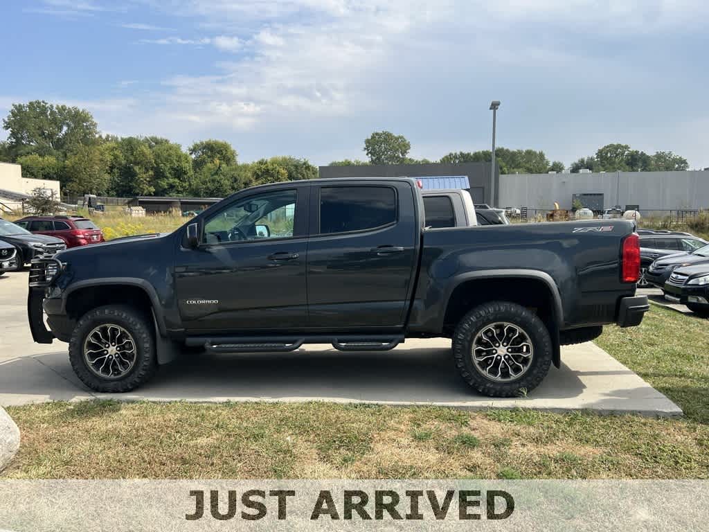 2018 Chevrolet Colorado ZR2 photo 2