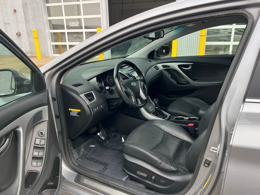 Used 2015 Hyundai Elantra Limited with VIN KMHDH4AE0FU326177 for sale in Urbandale, IA