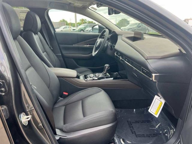 Thumbnail: 2025 Mazda CX-30 - 18