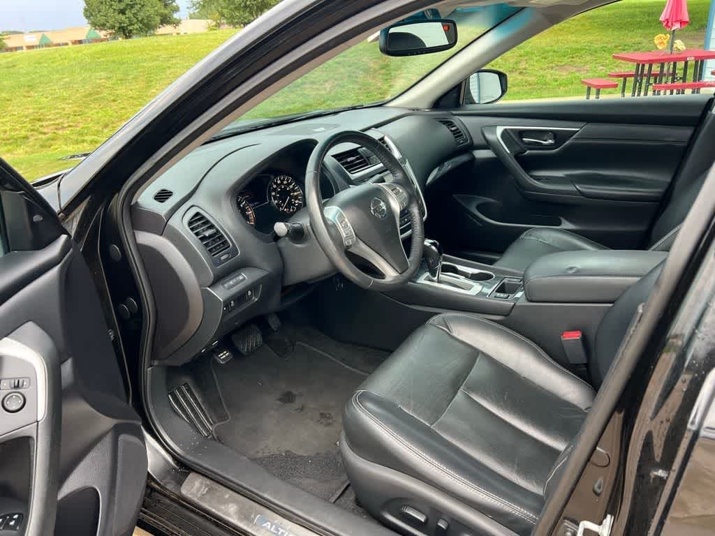 Used 2016 Nissan Altima 2.5 SL Sedan