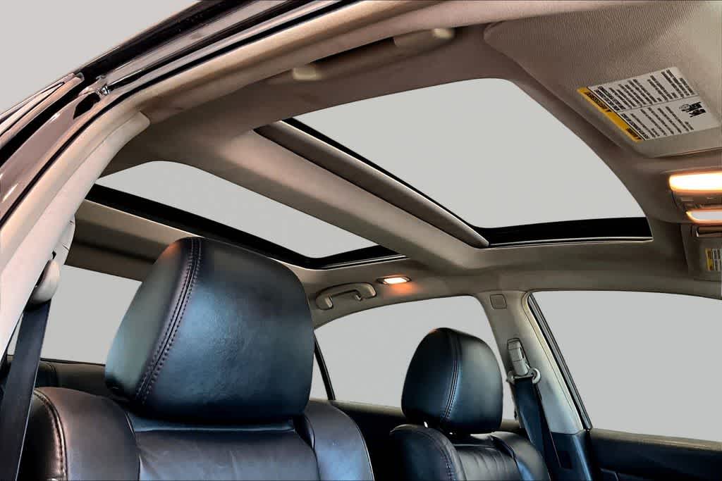 Thumbnail: 2012 Nissan Maxima - 16