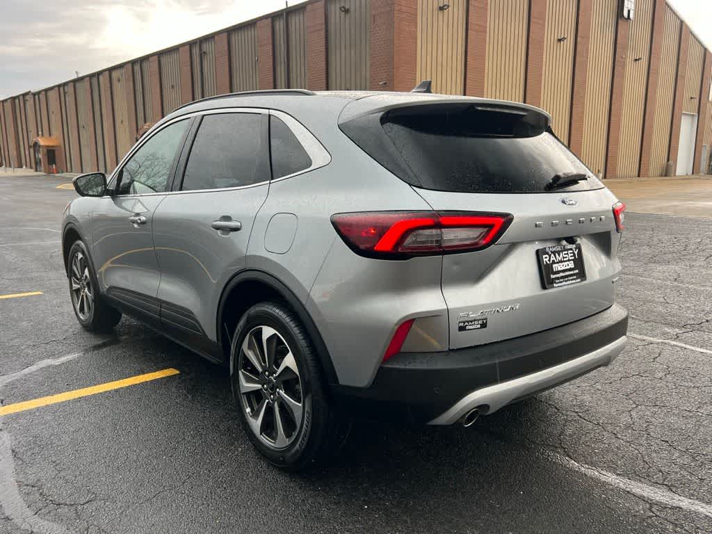 Thumbnail: 2023 Ford Escape - 3