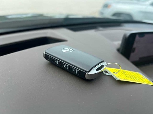 Thumbnail: 2025 Mazda CX-30 - 34