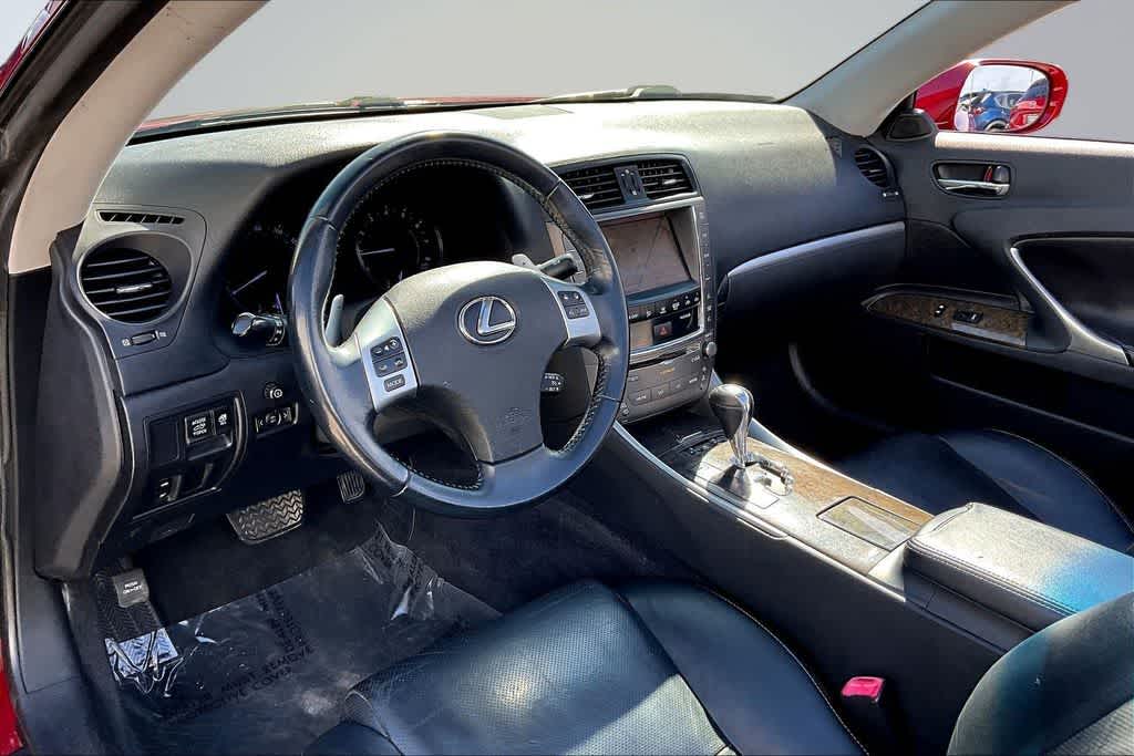 Thumbnail: 2011 Lexus IS - 11