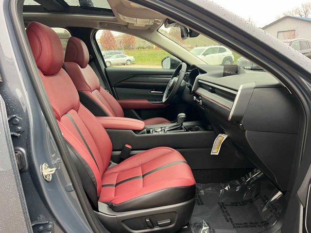 Thumbnail: 2026 Mazda CX-50 - 21