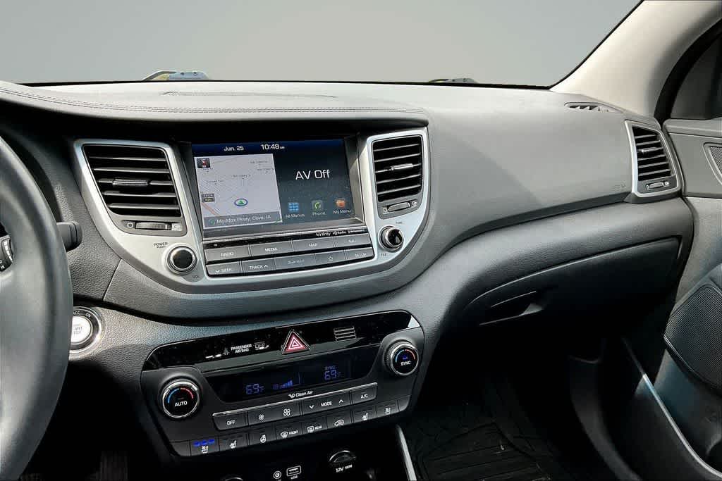 Thumbnail: 2018 Hyundai Tucson - 5