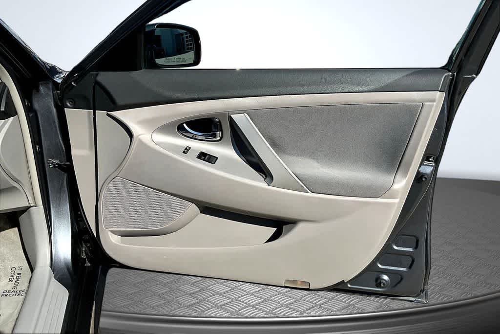 Thumbnail: 2008 Toyota Camry - 17
