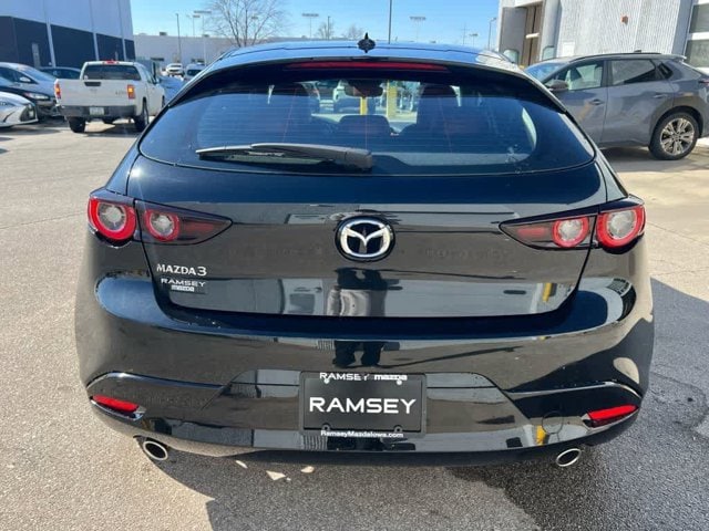 2026 Mazda Mazda3 Premium - Photo 6