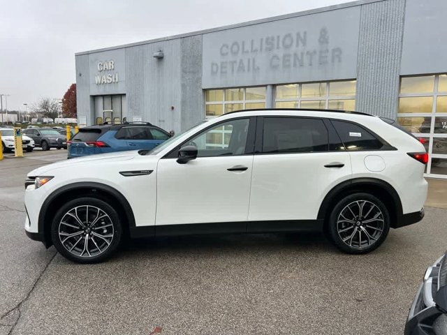 Thumbnail: 2025 Mazda CX-70 - 3