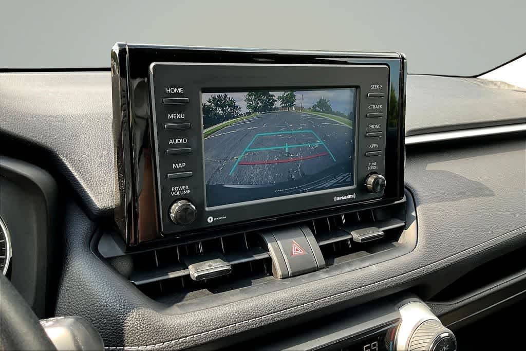 Thumbnail: 2021 Toyota RAV4 - 23