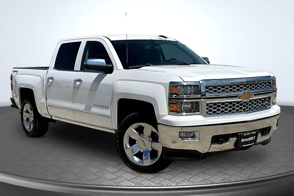 Thumbnail: 2015 Chevrolet Silverado 1500 - 11