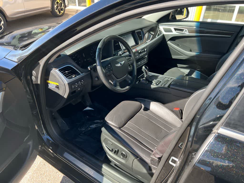 Used 2015 Hyundai Genesis Base with VIN KMHGN4JE4FU017947 for sale in Urbandale, IA