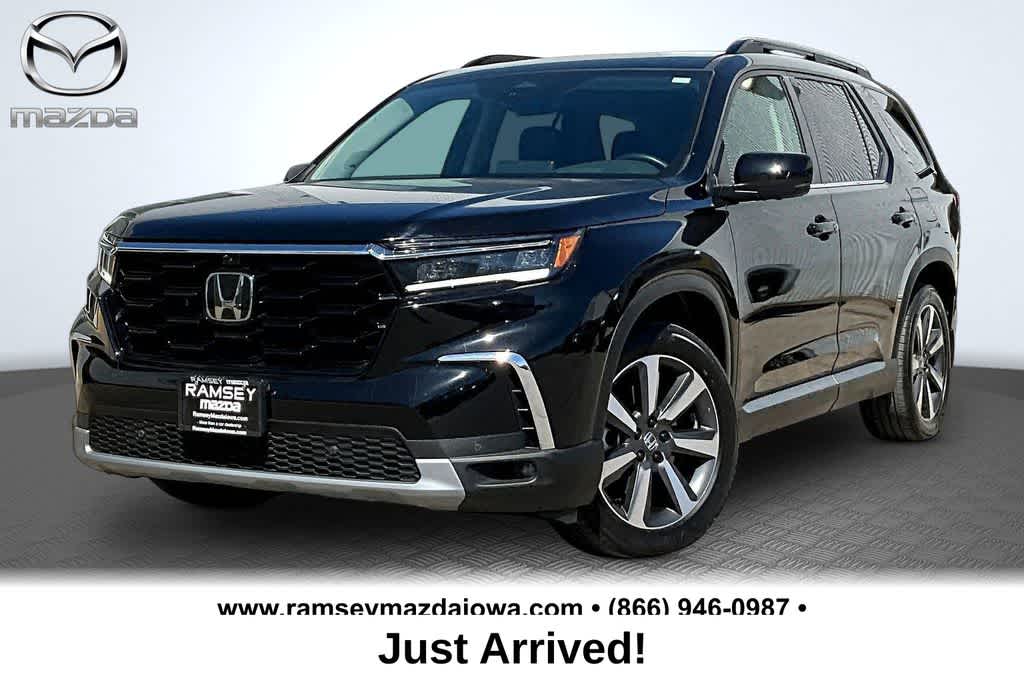 2023 Honda Pilot Elite AWD's photo