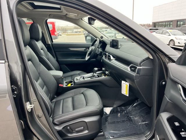 Thumbnail: 2025 Mazda CX-5 - 21