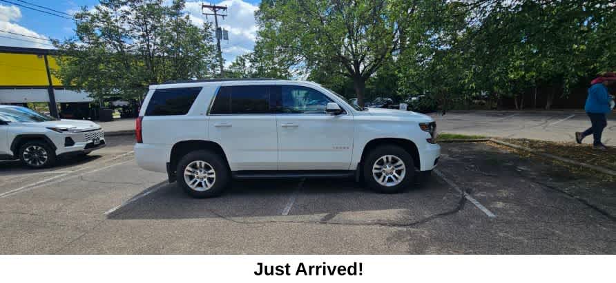 Thumbnail: 2019 Chevrolet Tahoe - 6