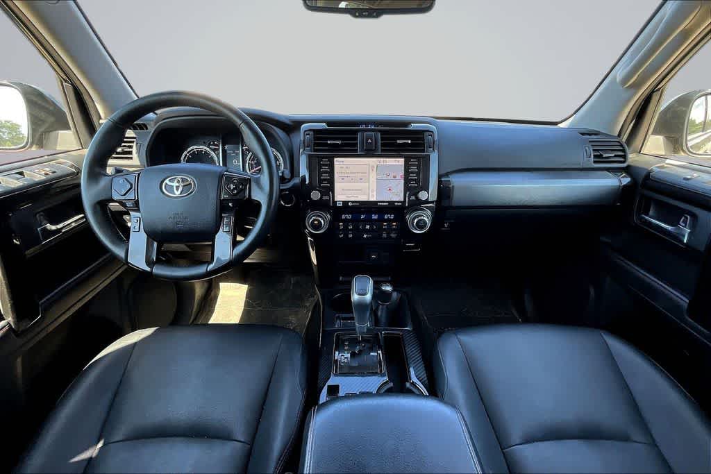 Thumbnail: 2020 Toyota 4Runner - 14