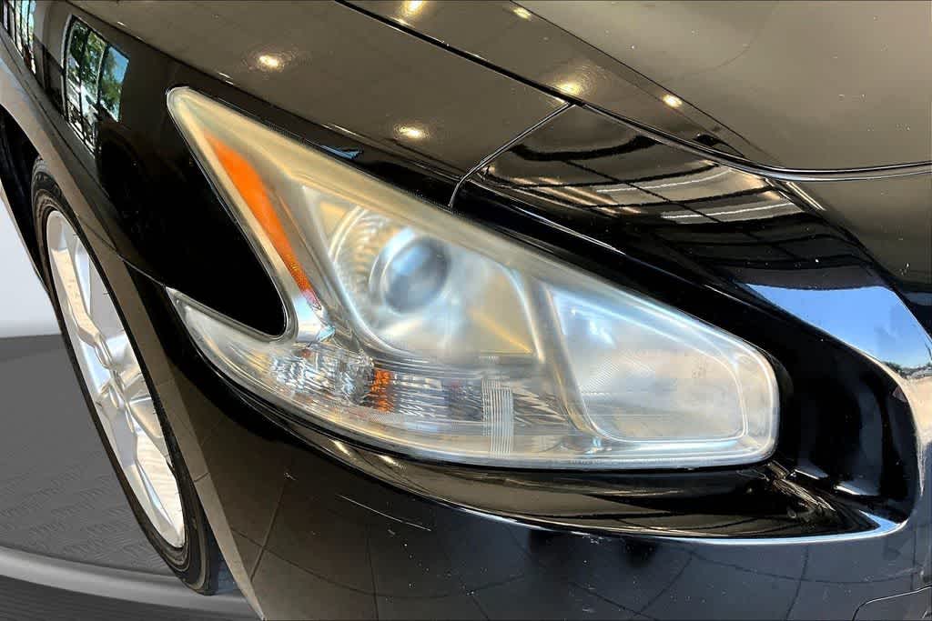 Thumbnail: 2012 Nissan Maxima - 30