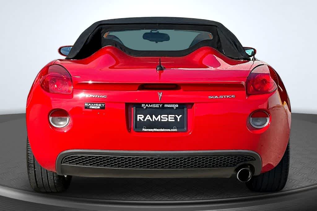 Thumbnail: 2008 Pontiac Solstice - 4