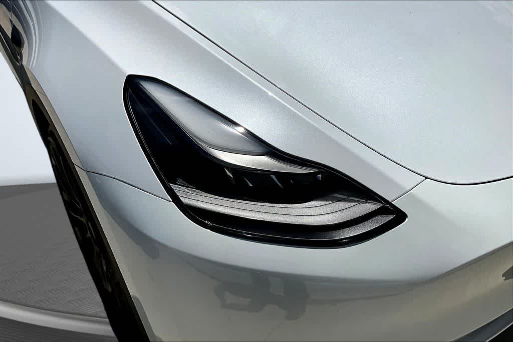 Thumbnail: 2023 Tesla Model Y - 29