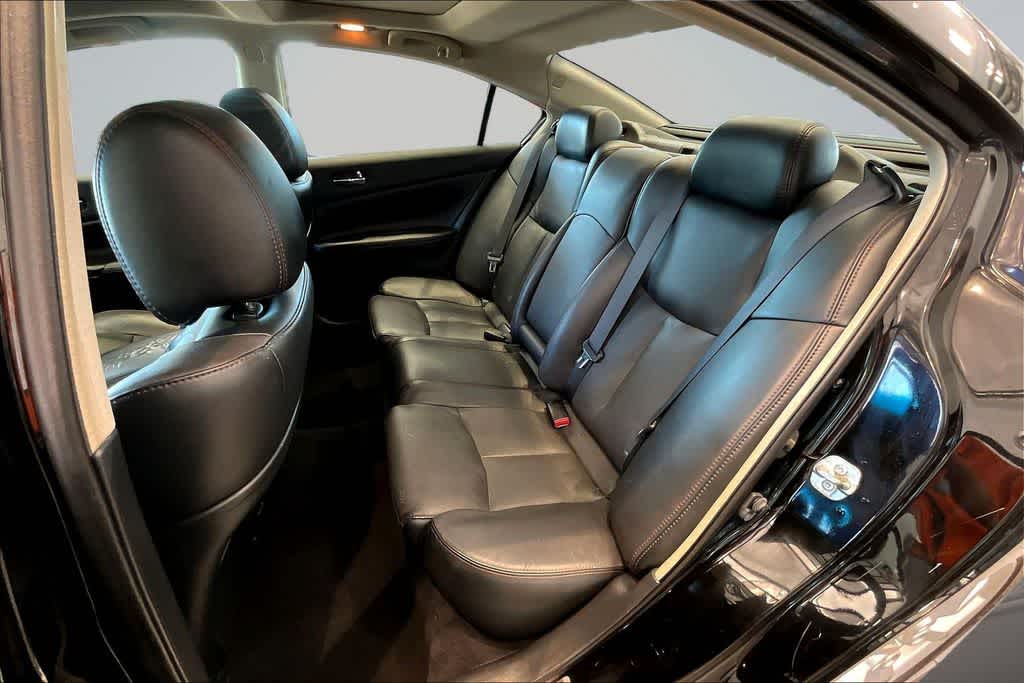 Thumbnail: 2012 Nissan Maxima - 27