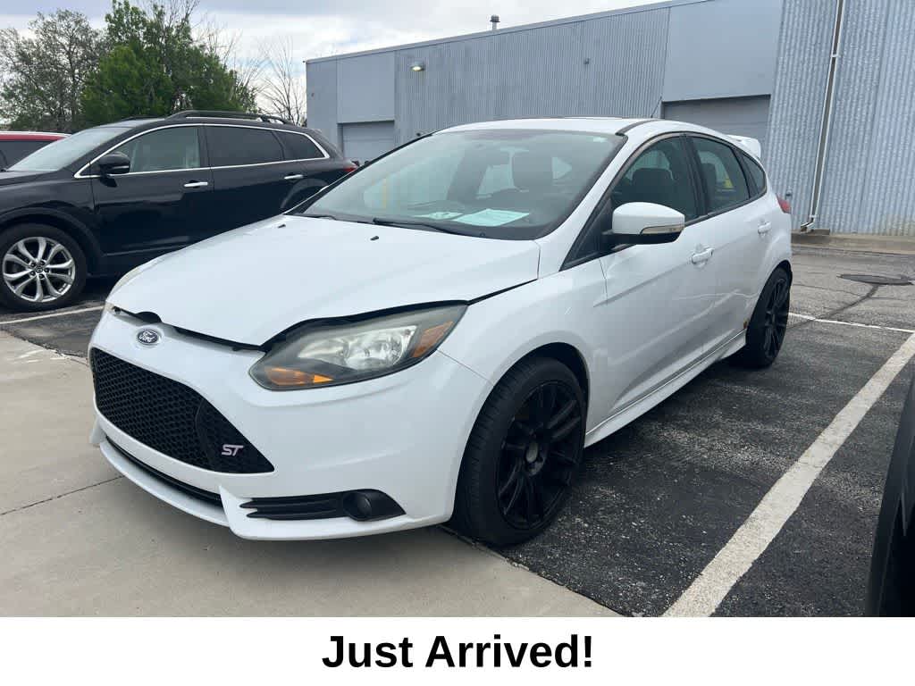 2013 Ford Focus 5 Door Hatch ST's photo