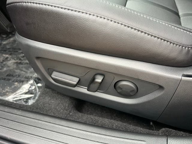 Thumbnail: 2026 Mazda CX-50 - 15