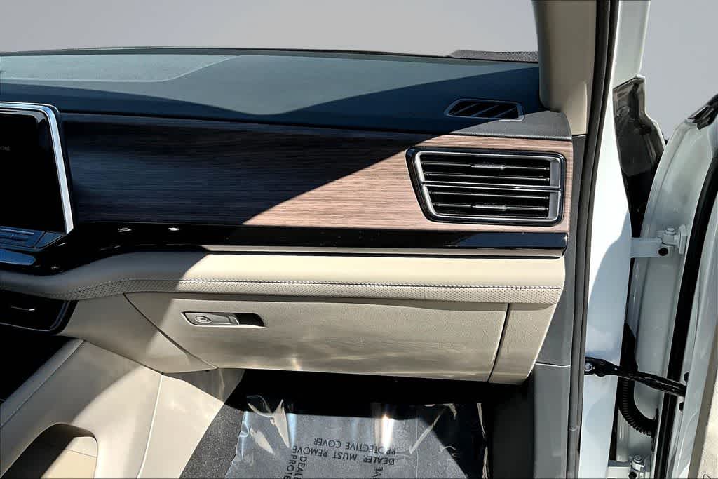 Thumbnail: 2025 Volkswagen Atlas - 15