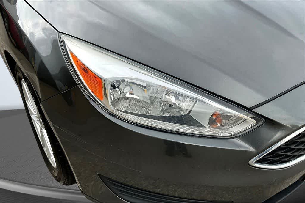 Thumbnail: 2016 Ford Focus - 28