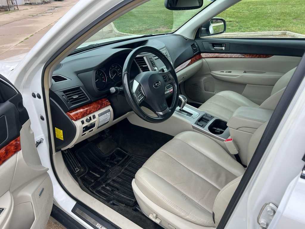 Used 2012 Subaru Outback Limited with VIN 4S4BRCKC6C3269707 for sale in Urbandale, IA