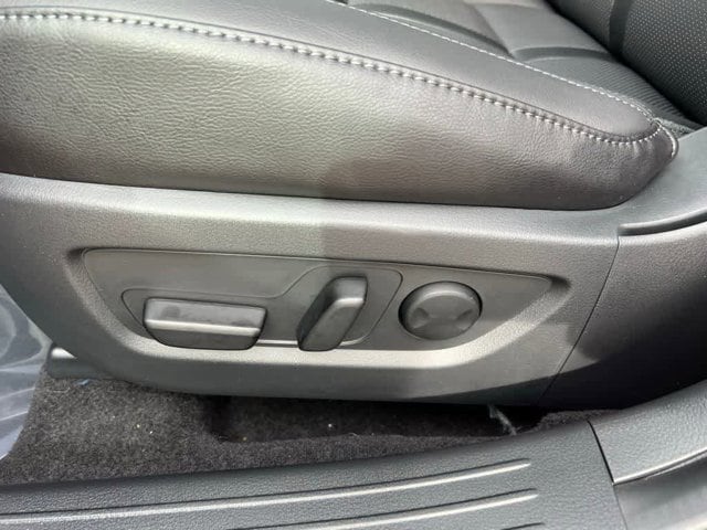 Thumbnail: 2026 Mazda CX-50 - 16