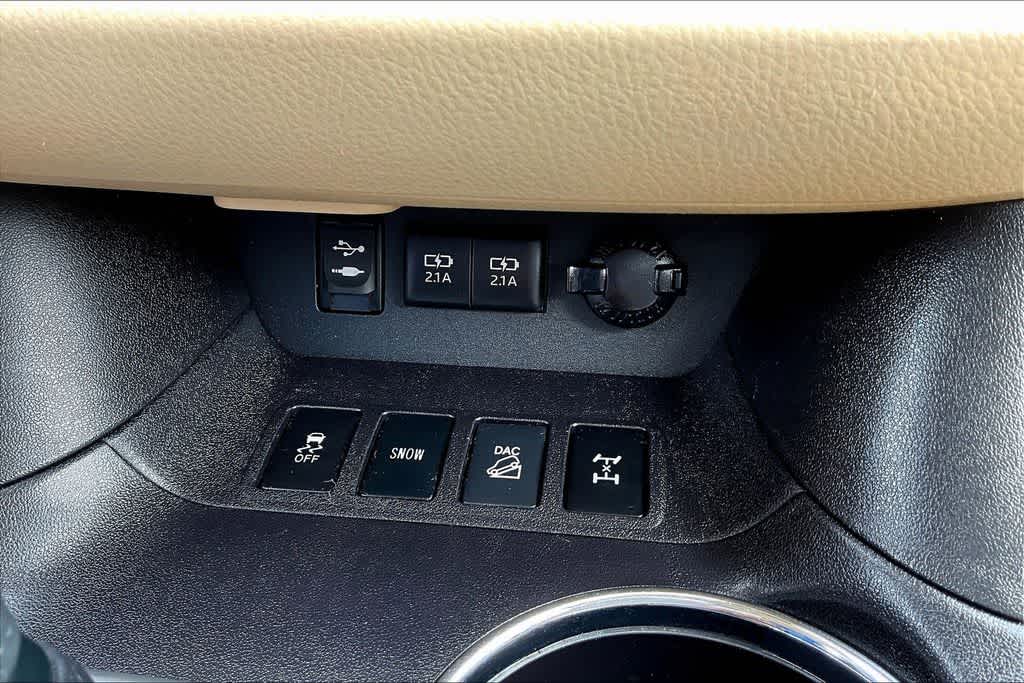 Thumbnail: 2018 Toyota Highlander - 26