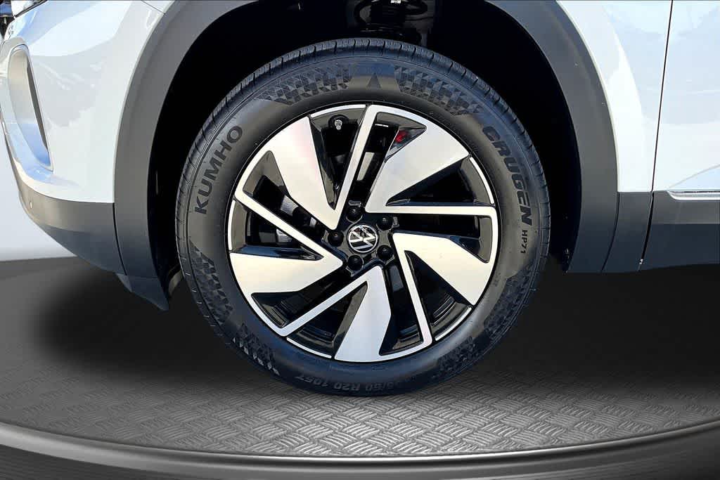 Thumbnail: 2025 Volkswagen Atlas - 7