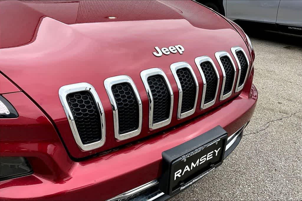 Thumbnail: 2017 Jeep Cherokee - 29