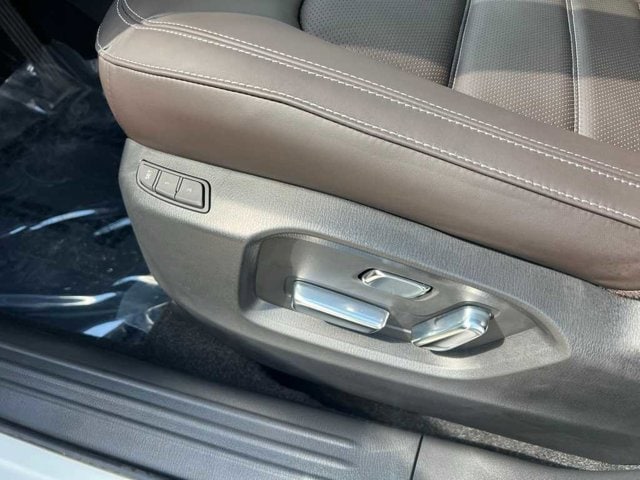 Thumbnail: 2025 Mazda CX-5 - 15