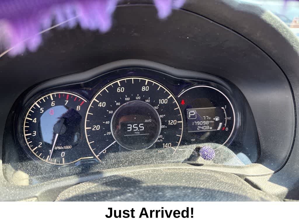 Thumbnail: 2015 Nissan Versa Note - 5