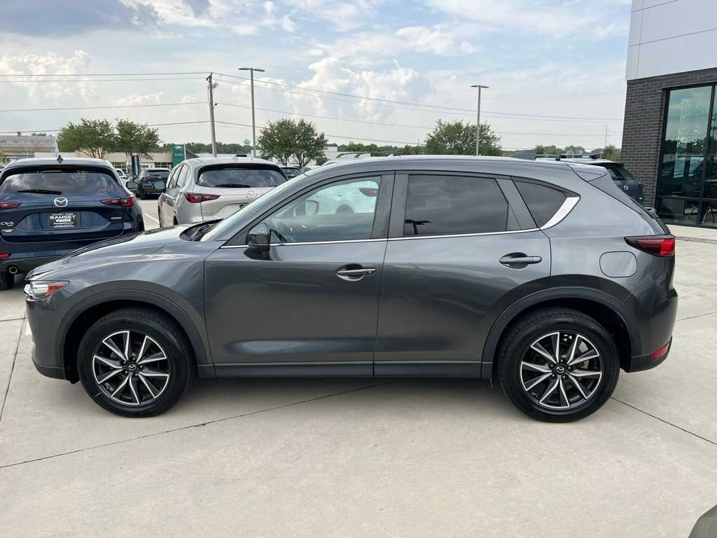2018 Mazda CX-5 Touring photo 3