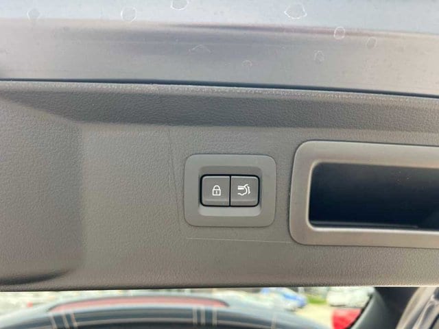 Thumbnail: 2026 Mazda CX-50 - 25