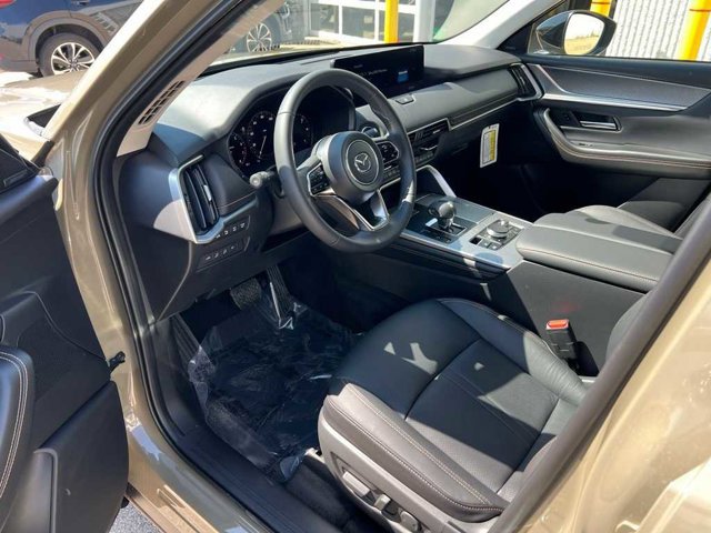 Thumbnail: 2025 Mazda CX-70 - 11
