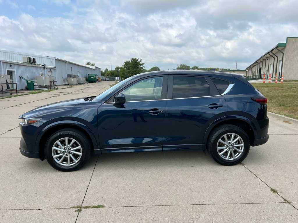 2024 Mazda CX-5 2.5 Select photo 3