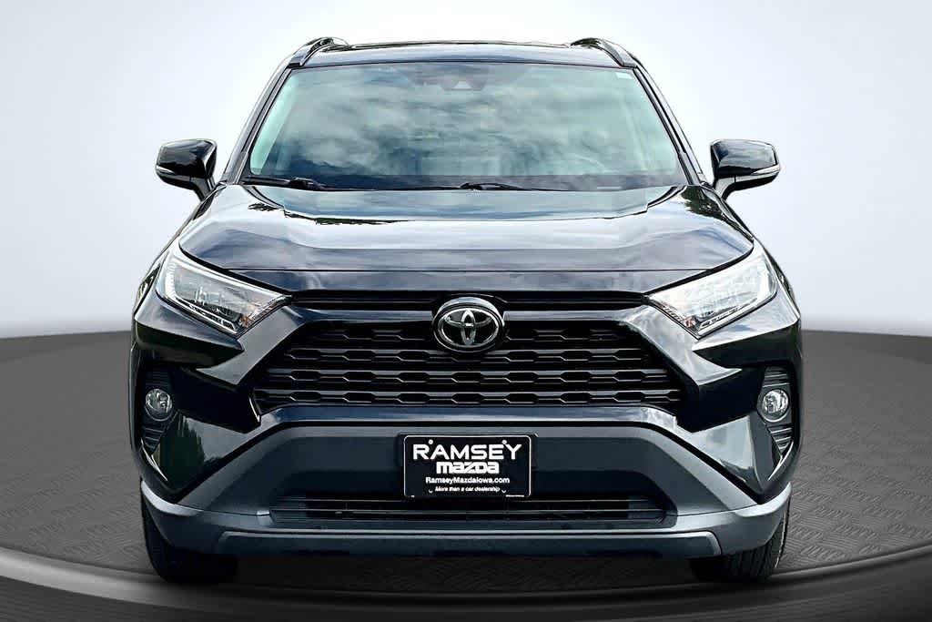 Thumbnail: 2021 Toyota RAV4 - 3