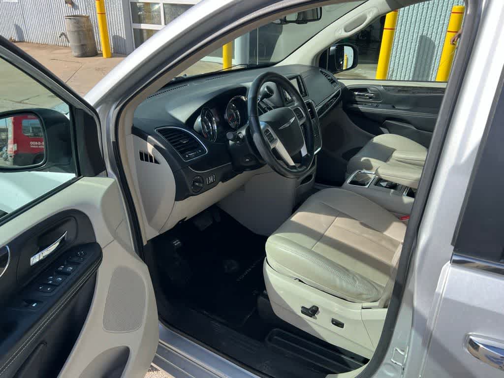 Used 2012 Chrysler Town & Country Touring-L with VIN 2C4RC1CG4CR300230 for sale in Urbandale, IA